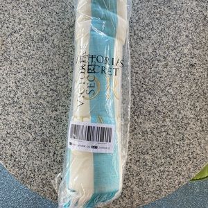 NWT!  Victoria’s Secret Beach towel
